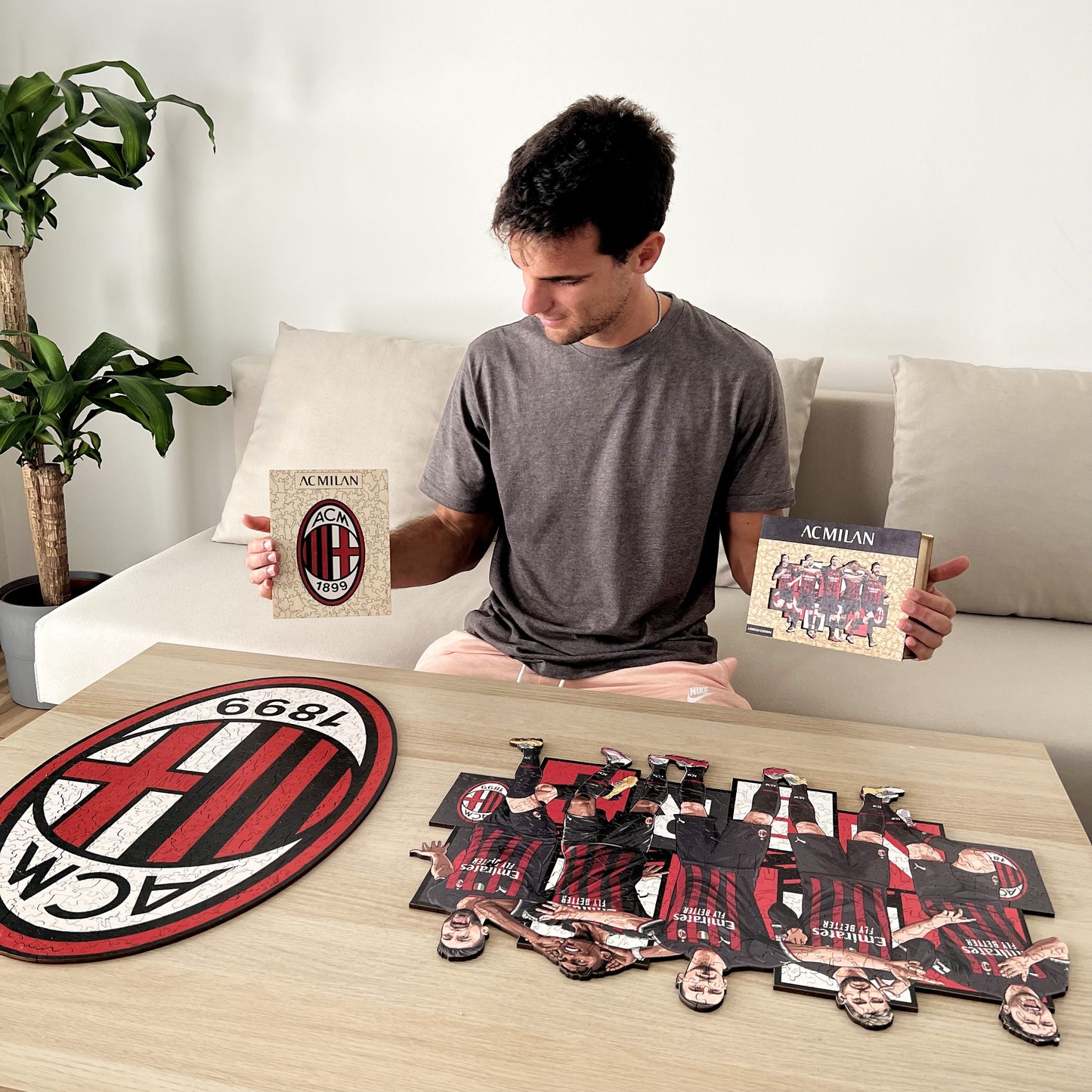 2 PACK Milan® Logo + 5 Players